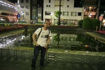 池に落ちるか?くどー